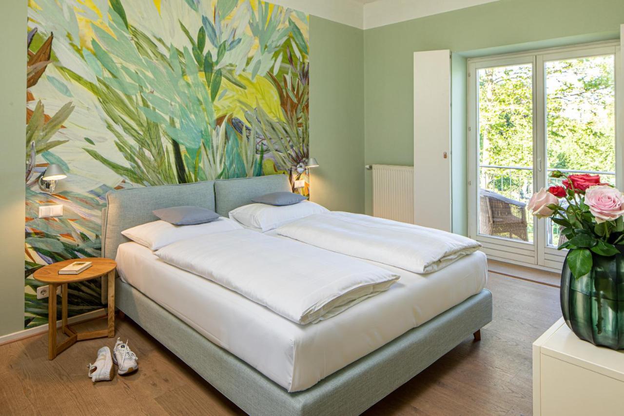 Seehotel Hubertushof フェルデン・アム・ヴェルターゼー エクステリア 写真