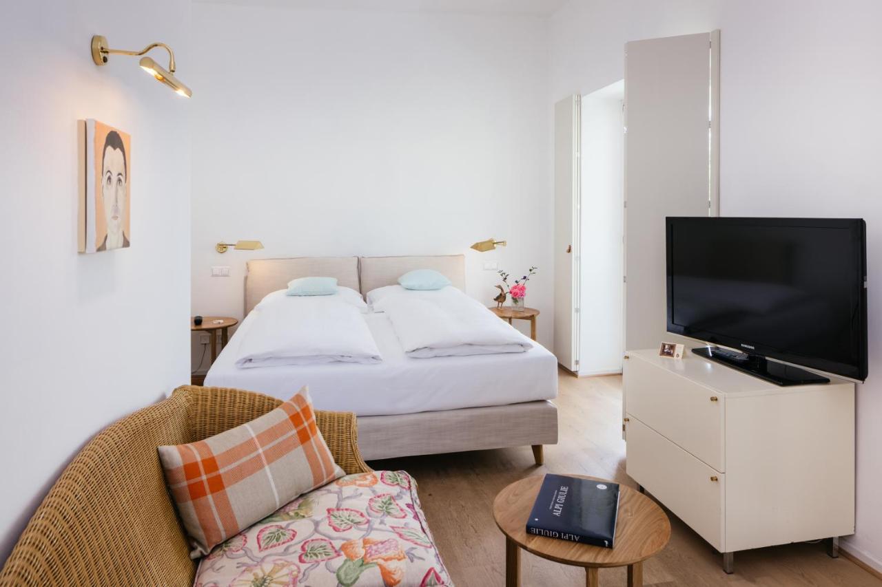 Seehotel Hubertushof フェルデン・アム・ヴェルターゼー エクステリア 写真