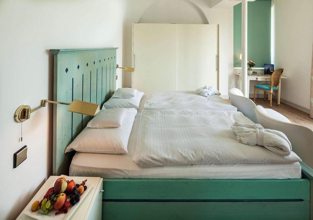Seehotel Hubertushof フェルデン・アム・ヴェルターゼー エクステリア 写真