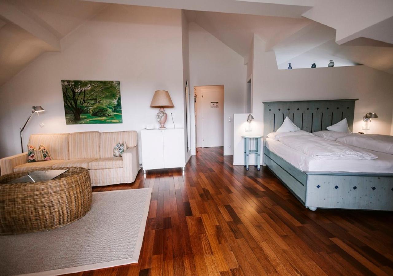 Seehotel Hubertushof フェルデン・アム・ヴェルターゼー エクステリア 写真